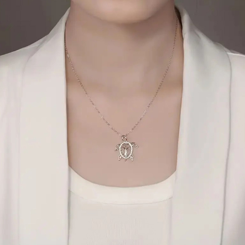 Women's Turtle Tree of Life Creative Necklace, Versatile Gift
